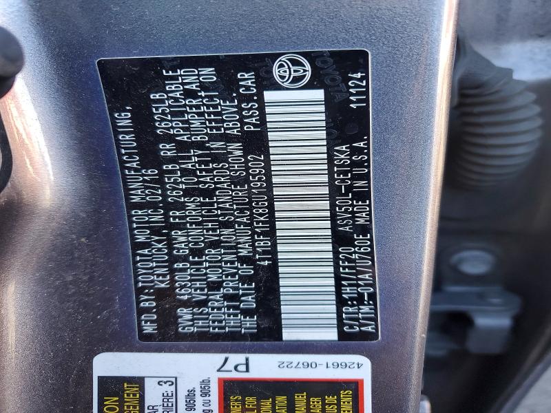 Фото 13 - TOYOTA CAMRY