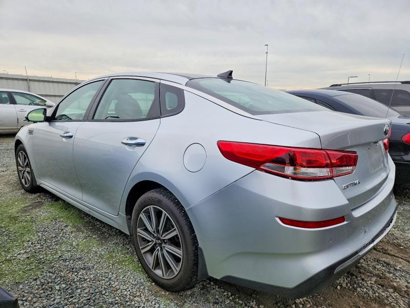 Фото 2 - KIA OPTIMA