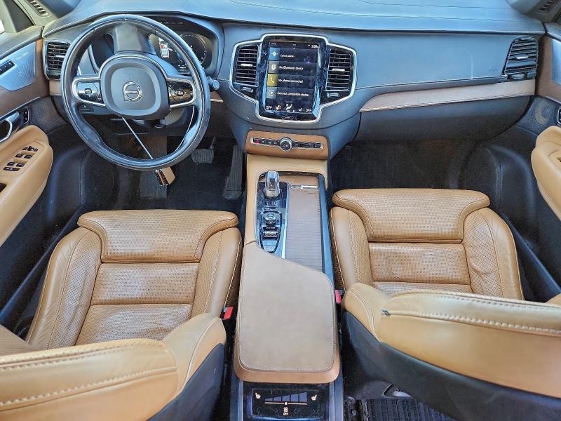 Фото 8 - VOLVO XC90