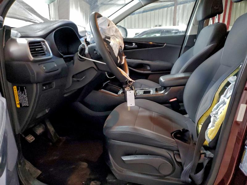 Фото 7 - KIA SORENTO