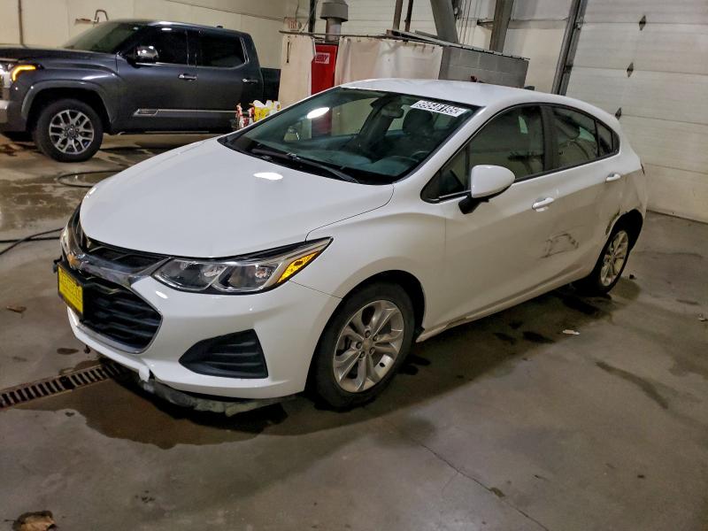 Фото 1 - CHEVROLET CRUZE