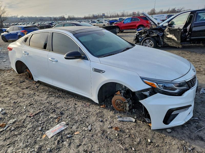 Фото 4 - KIA OPTIMA