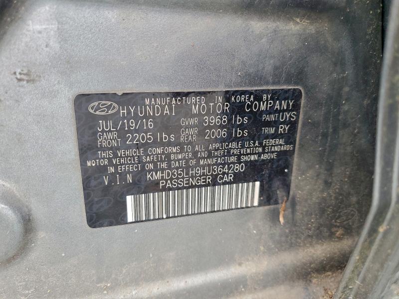 Фото 12 - HYUNDAI ELANTRA