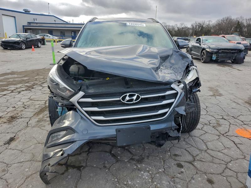 Фото 5 - HYUNDAI TUCSON