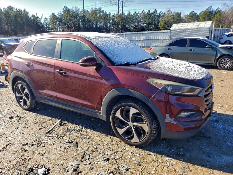 Фото 4 - HYUNDAI TUCSON