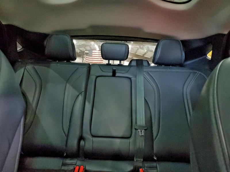 Фото 10 - FORD MUSTANG