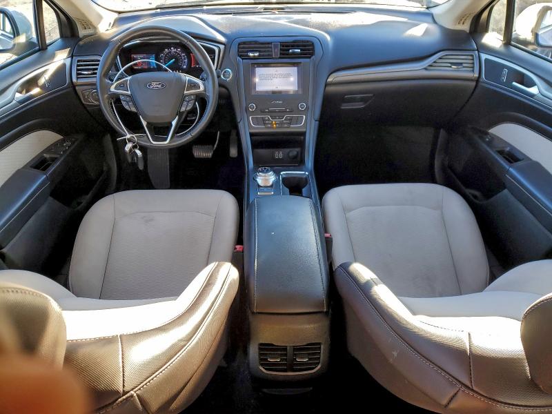 Фото 8 - FORD FUSION