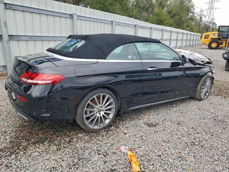 Фото 3 - MERCEDES-BENZ C-CLASS