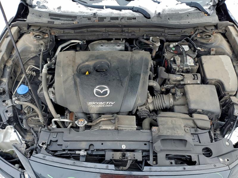 Фото 11 - MAZDA 3