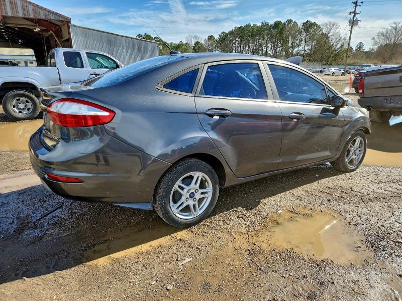 Фото 3 - FORD FIESTA