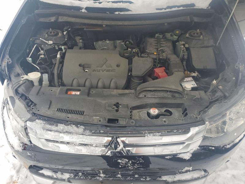 Фото 12 - MITSUBISHI OUTLANDER