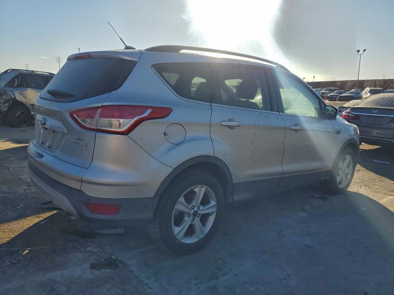 Фото 3 - FORD ESCAPE