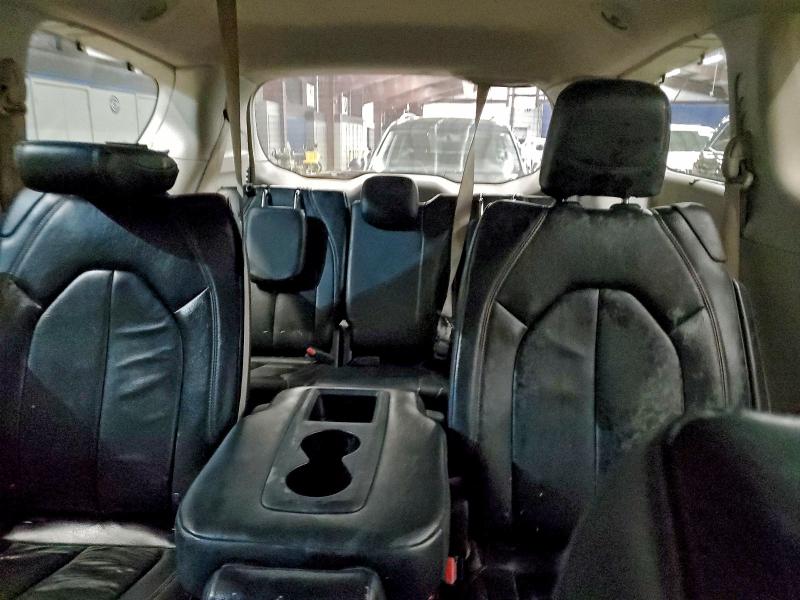 Фото 10 - CHRYSLER PACIFICA