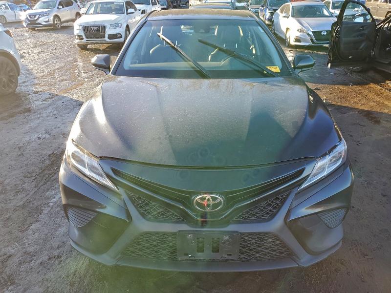 Фото 5 - TOYOTA CAMRY