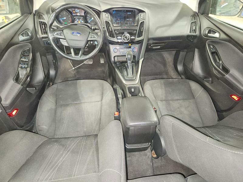 Фото 8 - FORD FOCUS