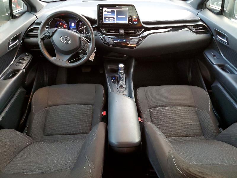 Фото 8 - TOYOTA C-HR