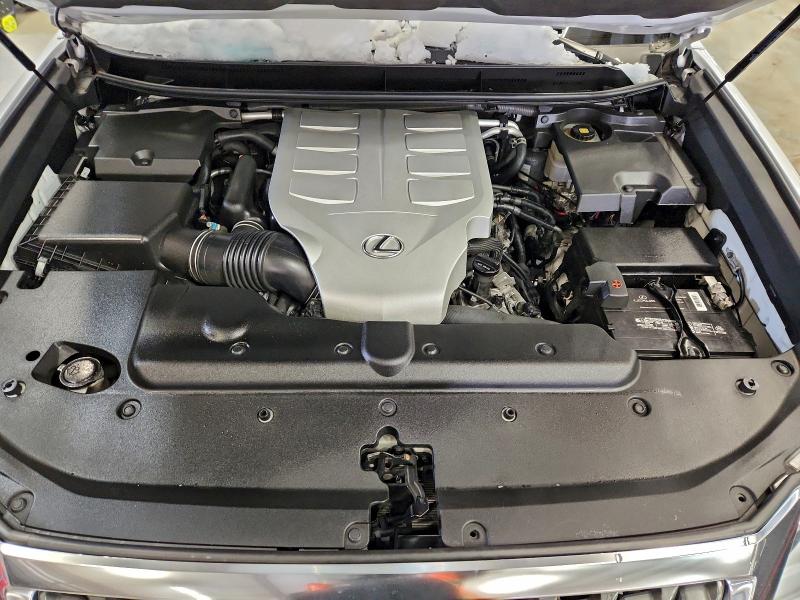 Фото 12 - LEXUS GX