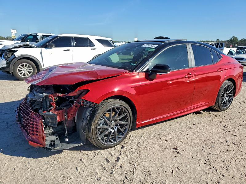 Фото 1 - TOYOTA CAMRY