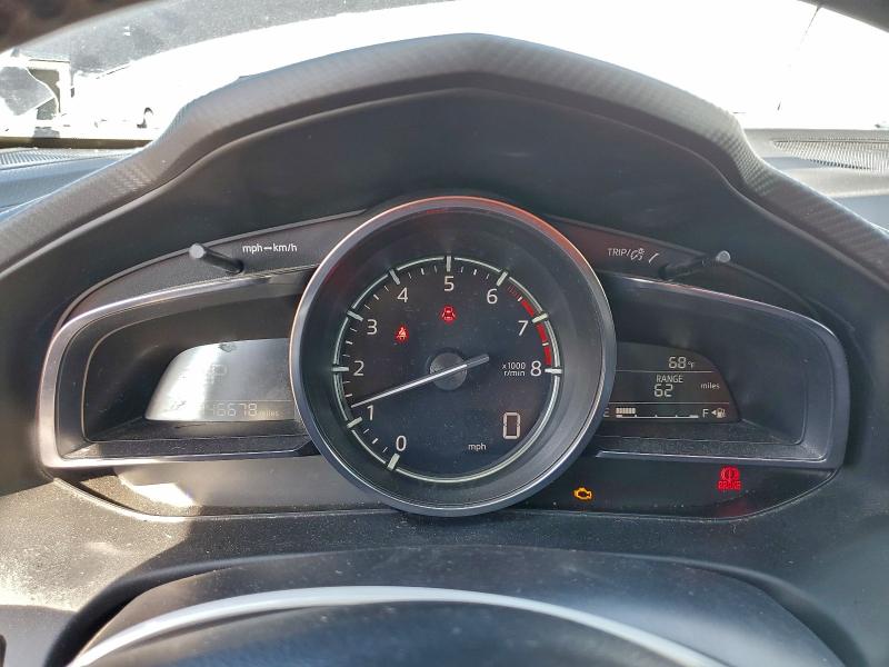 Фото 9 - MAZDA 3