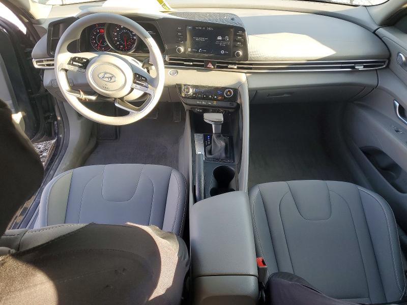 Фото 8 - HYUNDAI ELANTRA