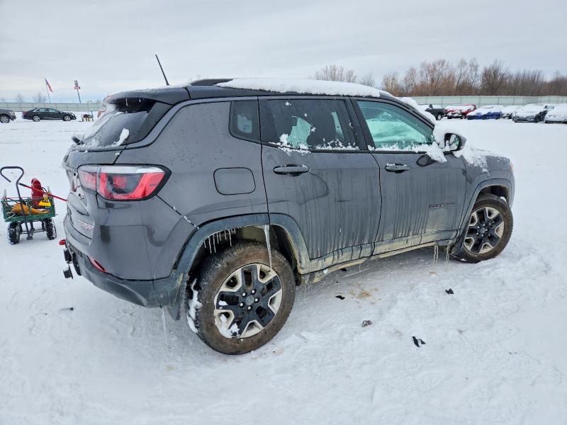 Фото 3 - JEEP COMPASS