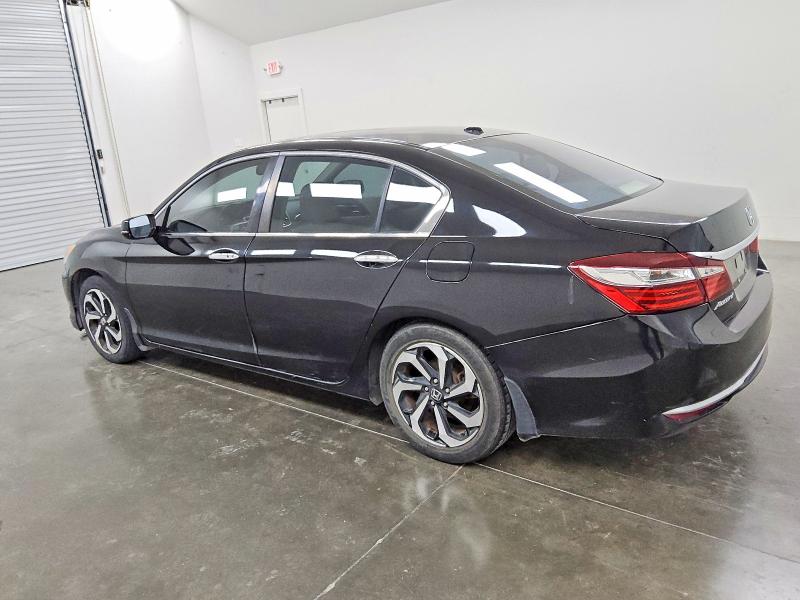 Фото 2 - HONDA ACCORD