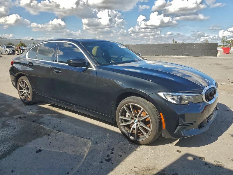 Фото 4 - BMW 3 SERIES