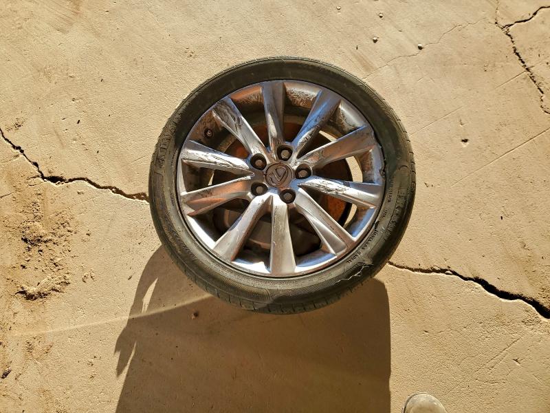 Фото 12 - LEXUS IS