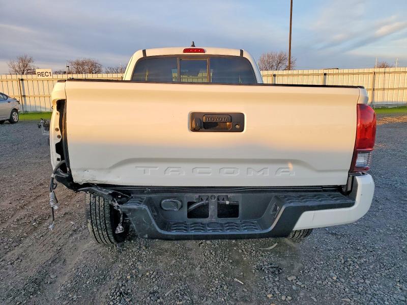 Фото 6 - TOYOTA TACOMA