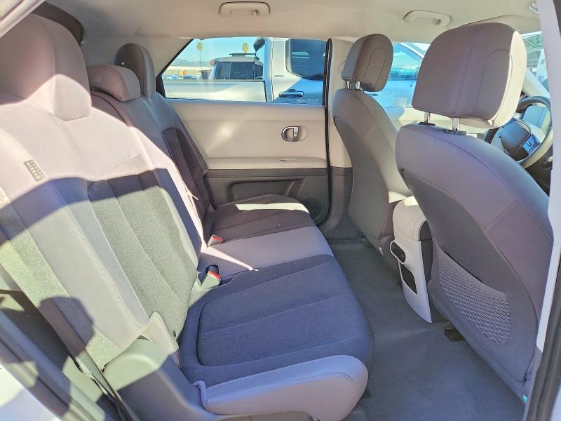 Фото 10 - HYUNDAI IONIQ