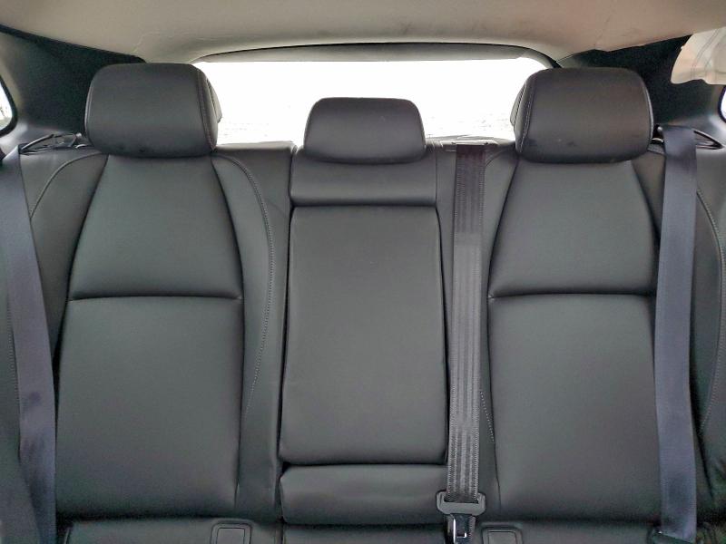 Фото 10 - MAZDA CX30