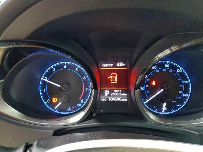 Фото 9 - TOYOTA COROLLA