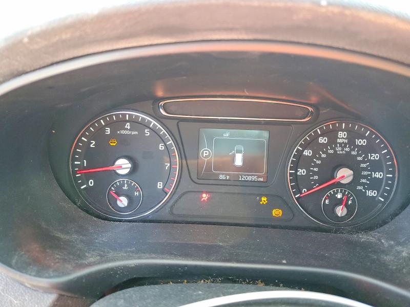 Фото 9 - KIA SORENTO