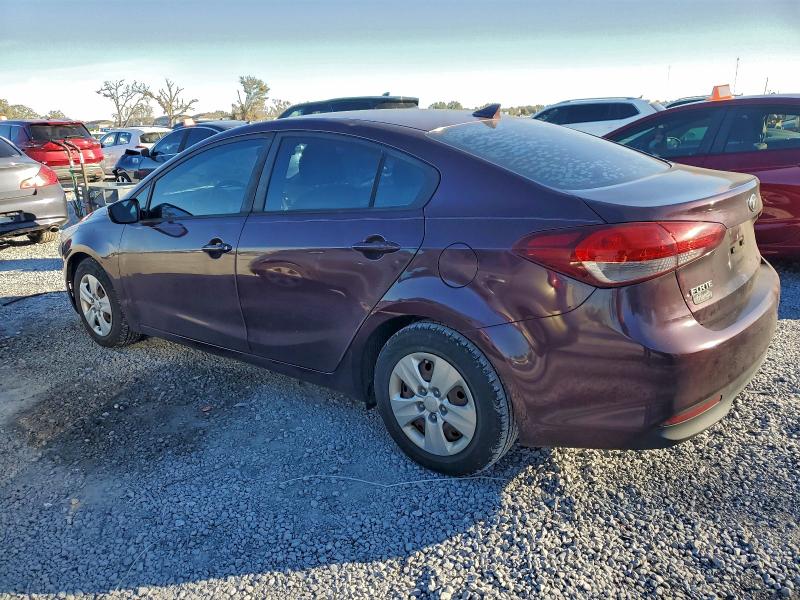 Фото 2 - KIA FORTE