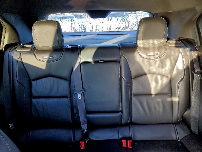 Фото 10 - CADILLAC XT4