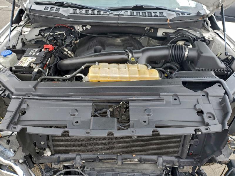 Фото 11 - FORD F-150