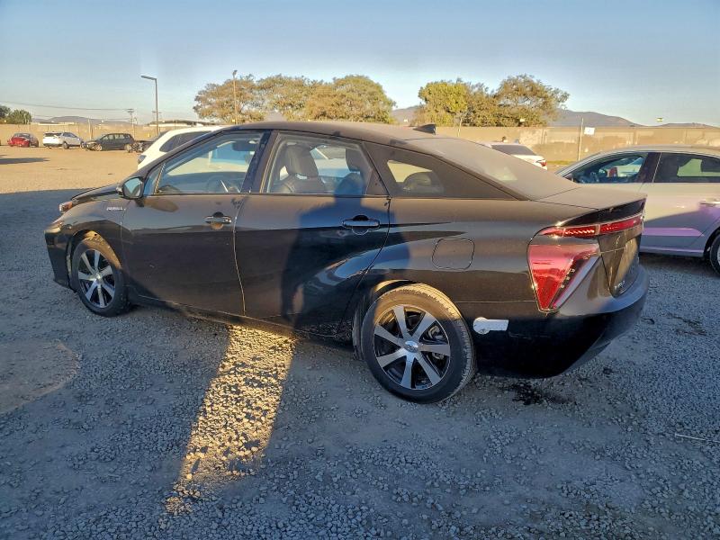 Фото 2 - TOYOTA MIRAI