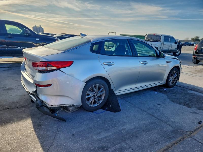 Фото 3 - KIA OPTIMA