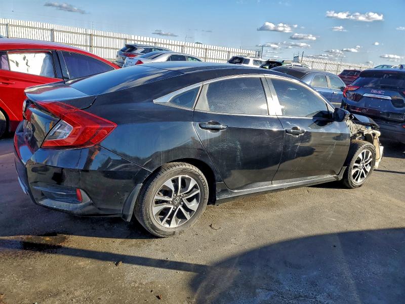 Фото 3 - HONDA CIVIC