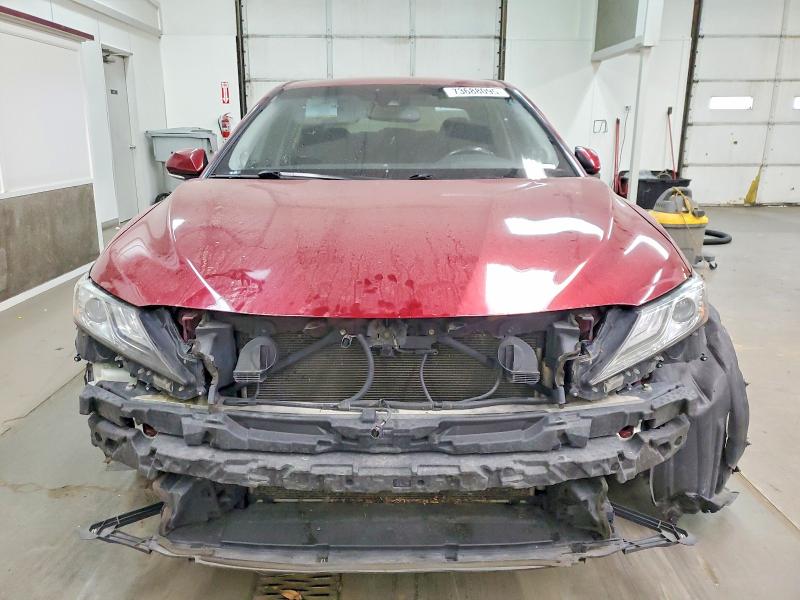 Фото 5 - TOYOTA CAMRY