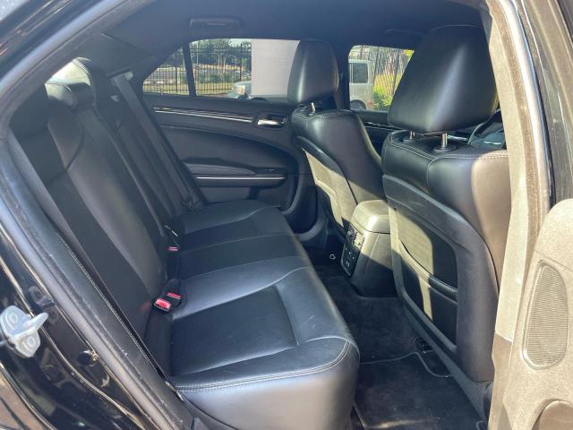 Фото 6 - CHRYSLER 300