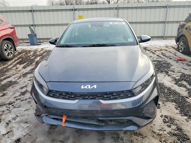 Фото 5 - KIA FORTE