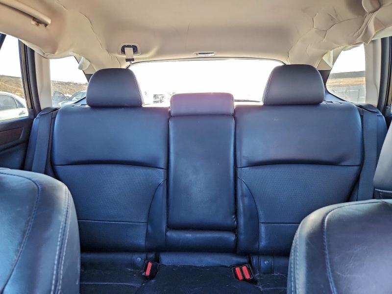 Фото 10 - SUBARU OUTBACK