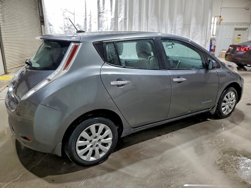 Фото 3 - NISSAN LEAF