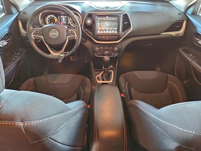 Фото 8 - JEEP GRAND CHER