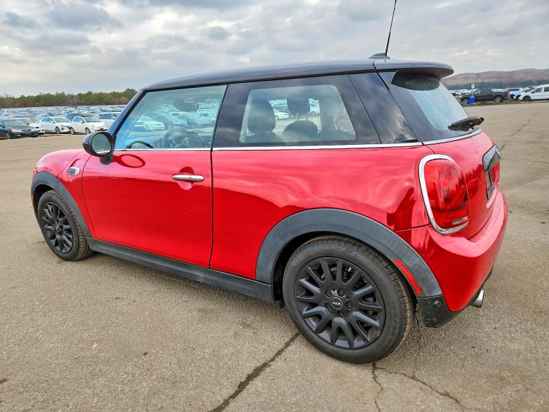 Фото 2 - MINI COOPER