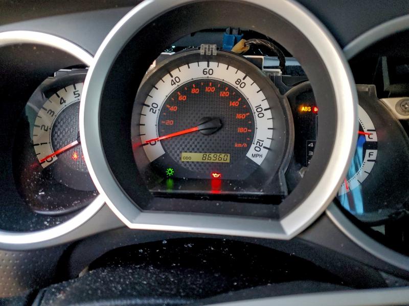 Фото 9 - TOYOTA TACOMA