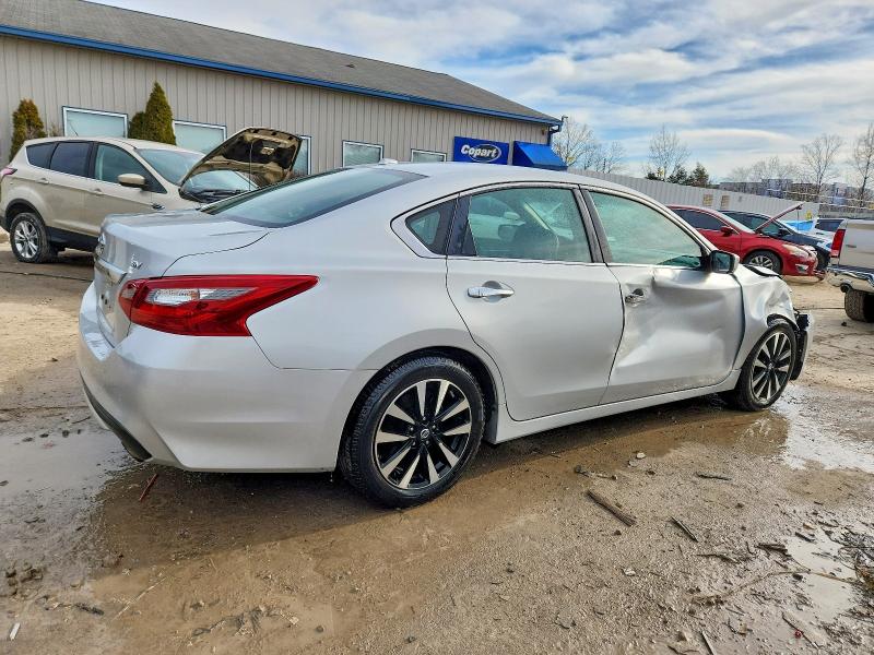 Фото 3 - NISSAN ALTIMA