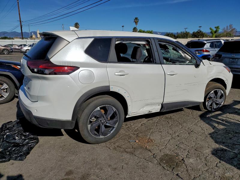 Фото 3 - NISSAN ROGUE