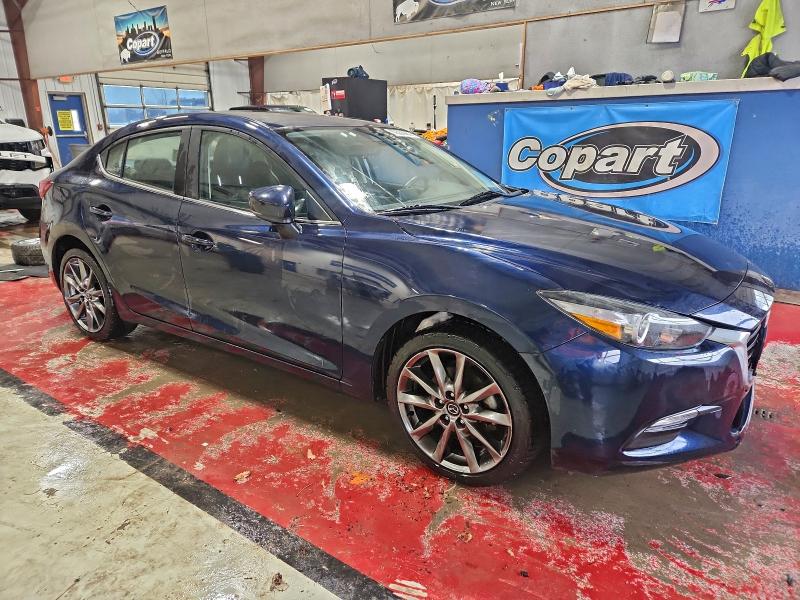 Фото 4 - MAZDA 3